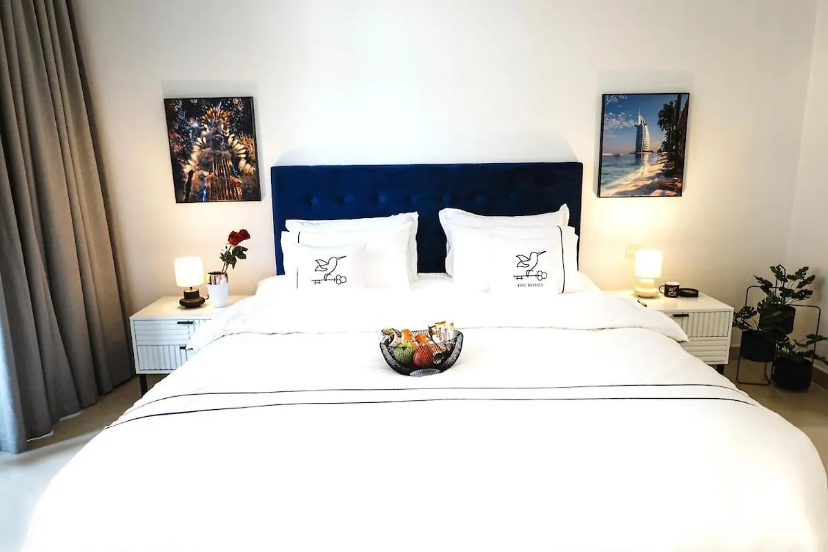 Full Burj Khalifa View Luxury Stay In Downtown Dubai Apartment